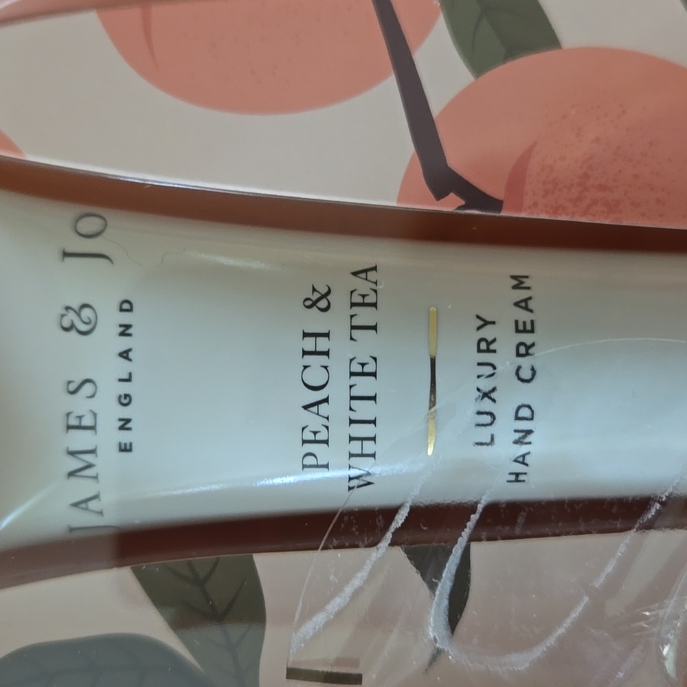 James & Jo Luxury Hand Cream Trio In Peach - Picture 3 of 7